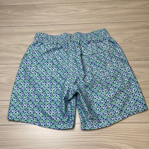 Bugatchi Mid Length 7” Blue Green Geometric Swim Lined Shorts Trunks Mens Size M - Picture 3 of 13